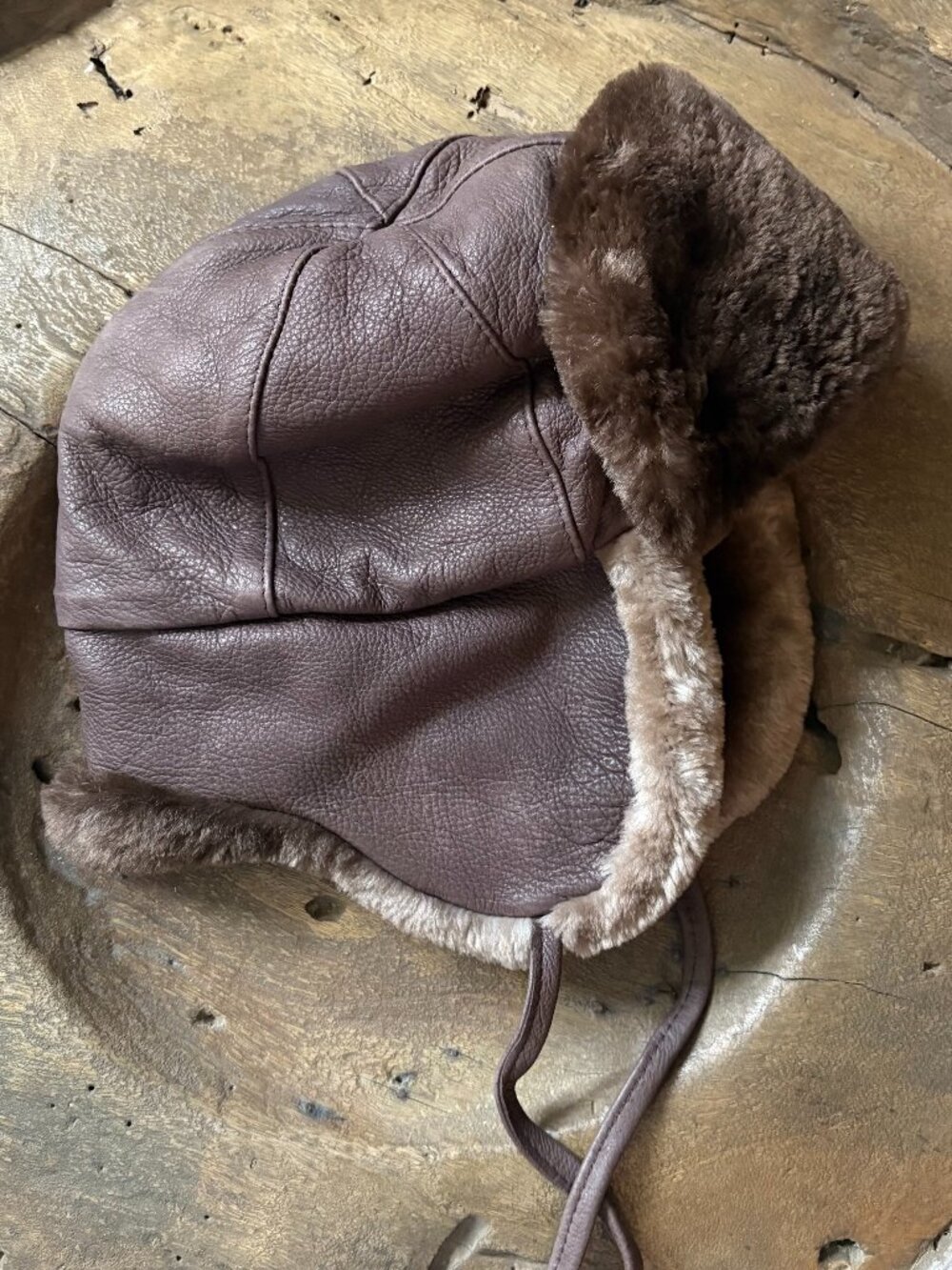 Cabela's retro lined brown shearling sheepskin men's trapper hat size large
